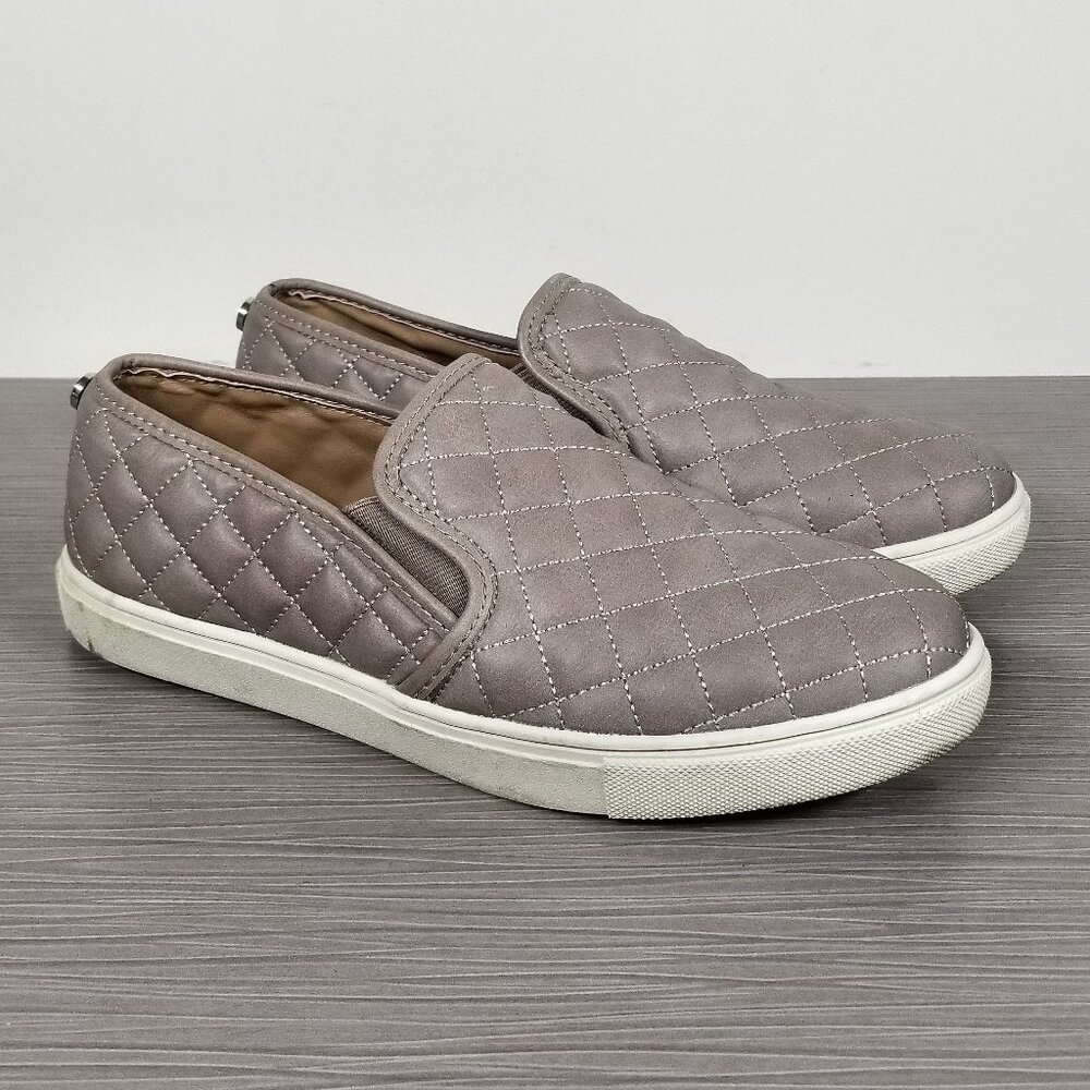 Steve Madden Ecentrcq Quilted Sneaker, Taupe Faux Leather, Womens Size 8 B
